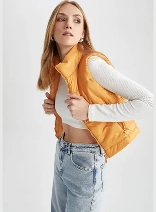 Woman Slim Fit Vest
