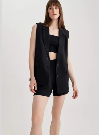 Woman Sleeveless Vest
