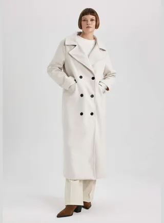 Woman Casual Cachet