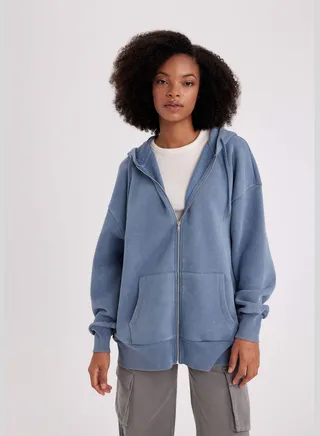 Woman Oversize Fit Hooded Long Sleeve Knitted Cardigan