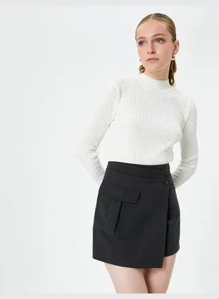 Medium Rise Buttoned Mini Cargo Skort