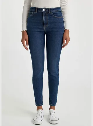Woman Skinny Fit Denim Trousers