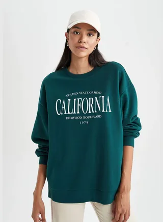 Woman Oversize Fit Crew Neck Long Sleeve Sweatshirt