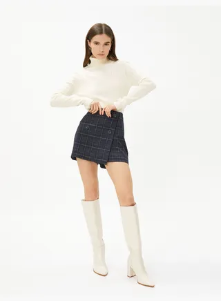 Button Detail Mini Skort