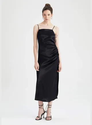 Woman Strappy Short Sleeve Woven Dress