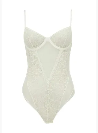 Woman Wire Underwear Bodysuit