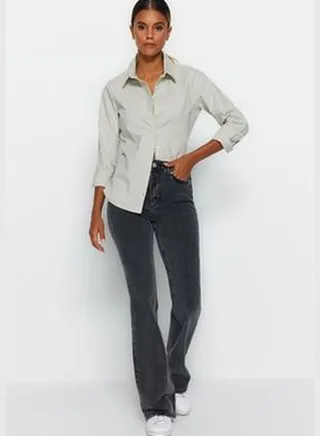 Black More Sustainable Normal Waist Flare Jeans TWOAW24JE00064