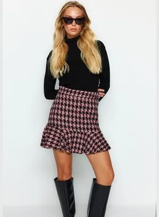 Powder Crowbarn Patterned Non-woven Mini Skirt With Ruffles TWOAW20ET0429