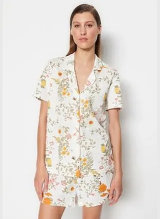 Multicolored 100% Cotton Floral Pattern Shirt-Shorts Knitted Pajamas Set.
