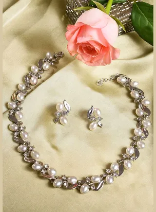 Pack of 3 Silver Plated Pearls Necklace and Earring Set