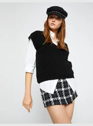 Knitted Sweater V Neck Sleeveless