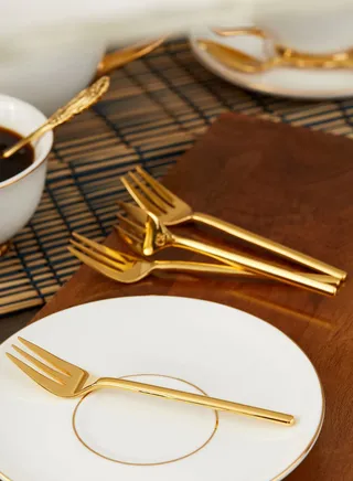Set of 4 24ct Gold Cake Forks