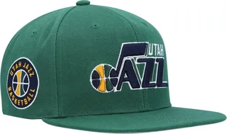 Men's Mitchell & Ness Green Utah Jazz Side Core 2.0 Snapback Hat