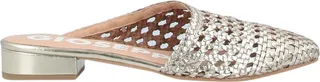 Mules & Clogs Gold