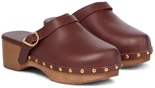Classic Closed leather clogs
