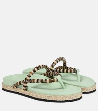 Thong sandals