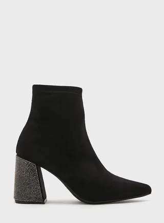 Block Heel Chelsea Boots