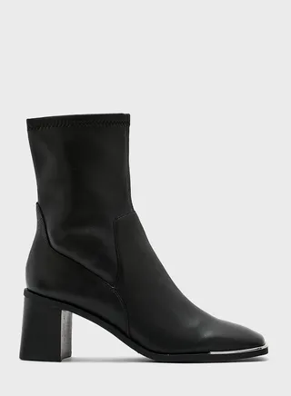 Auriella Ankle Boots