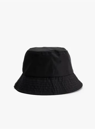 Basic Bucket Hat