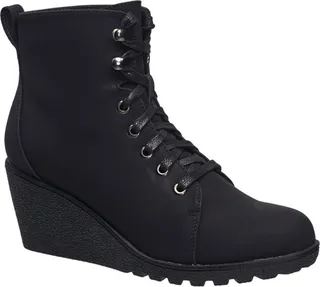 C&C California City Lug Sole Lace-Up Wedge Boot in Black Size 9