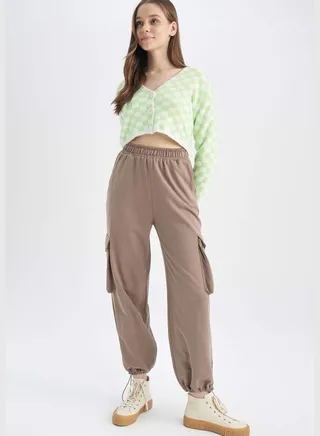 Woman Jogger Fit Knitted Trousers