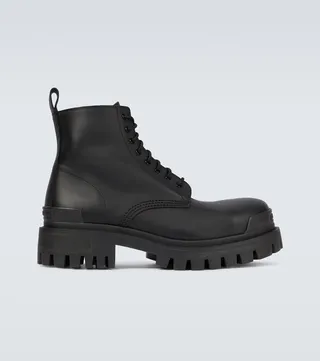 Strike leather boots