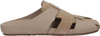 Mules & Clogs Beige