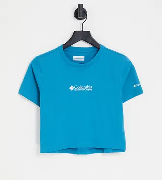Columbia CSC Basic Logo cropped t-shirt in blue