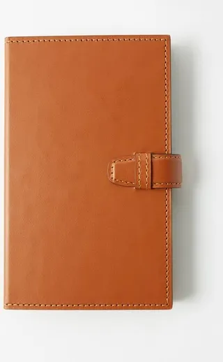 Vals Leather Manicure Set