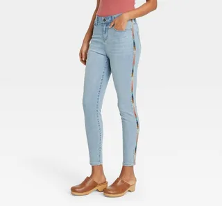 Women's Mid-Rise Embroidered Skinny Jeans - Knox Rose™ Light Wash 14