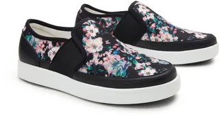 Sleeq Slip-On Sneaker