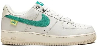 Air Force 1 '07 LV8 sneakers