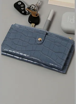 Textured Casual Regular Wallet with Zip Lock For Women