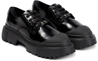 Leather lace-up shoes