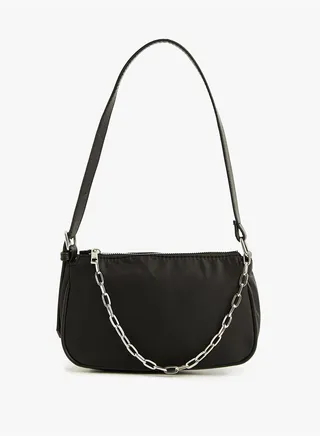 Chain Detail Shoulder Bag