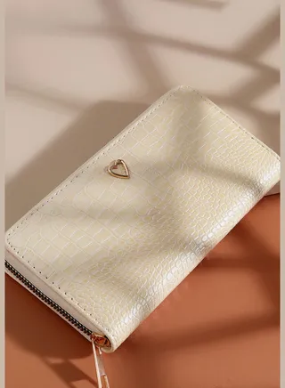 Textured Casual Regular Wallet with Zip Lock For Women