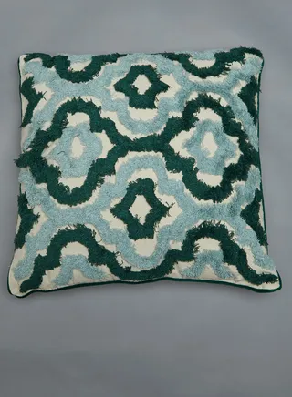 Patterned Cushion With Insert