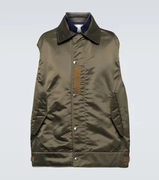 Zipped technical vest