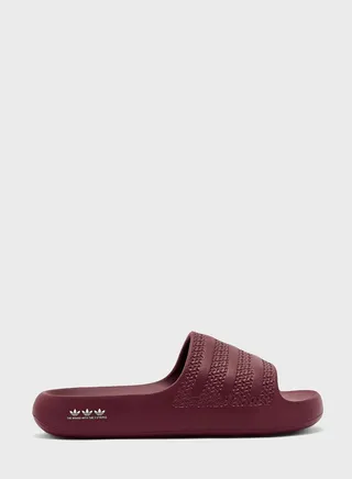 Adilette Ayoon