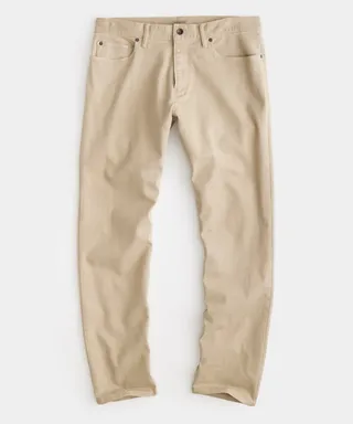 Straight Fit 5-Pocket Chino in Casual Khaki