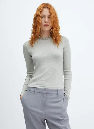 Round Neck Knitted T-Shirt