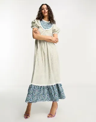 Glamorous midaxi tea dress in contrast vintage floral