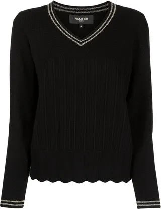 V-neck cable-knit jumper