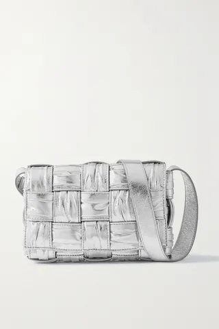 Bottega Veneta - Cassette Intrecciato Padded Leather Shoulder Bag - Silver
