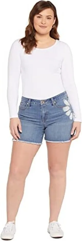 Seven7 Women's Misses Weekend Short
