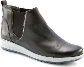 Osmond Womens Faux Suede Slip On Slip-On Sneakers