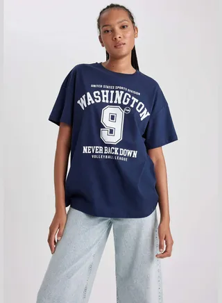 Woman Oversize Fit Crew Neck Knitted Short Sleeve T-Shirt