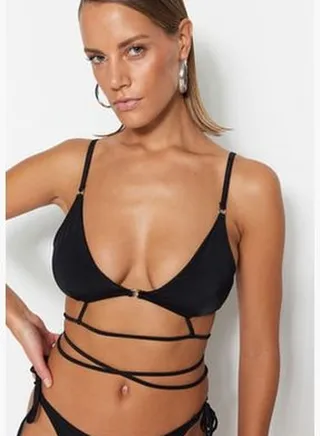 Black Triangle Pile Bikini Top TBESS23BU00364
