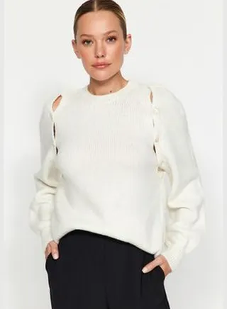 Ecru More Sustainable Window/Cut Out Knitwear Sweater TWOAW24KZ01237