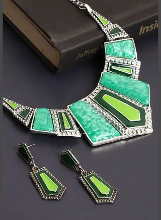 Silver Plated Designer Stone Necklace and Earring Set